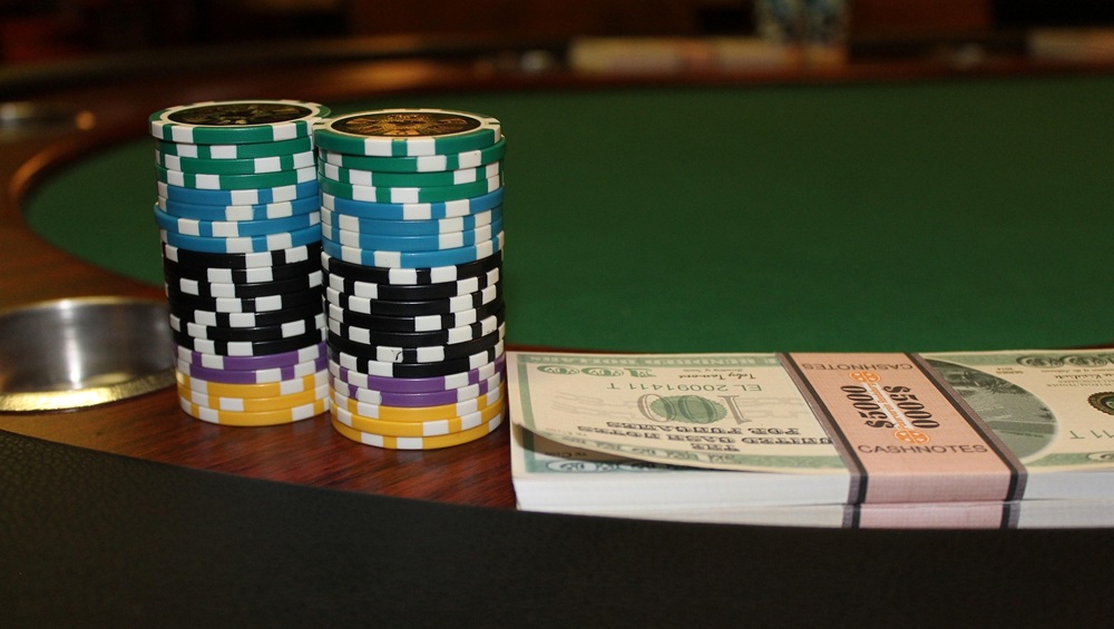 jak zacit hrat online poker 2026 uvodni